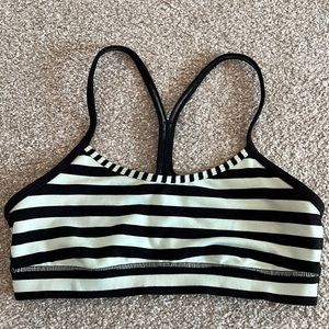 Lululemon flow Y bra